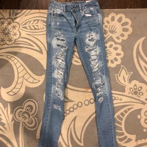 American Eagle Light Wash Distressed Denim Jeans